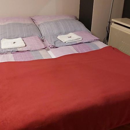 Tisza-Parti Napfeny Apartman 塞格德 客房 照片
