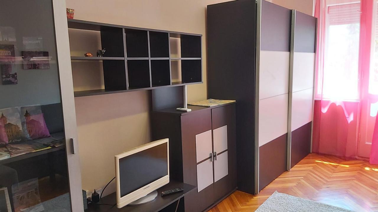 Tisza-Parti Napfeny Apartman 塞格德 外观 照片
